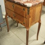 825 5205 CHEST OF DRAWERS